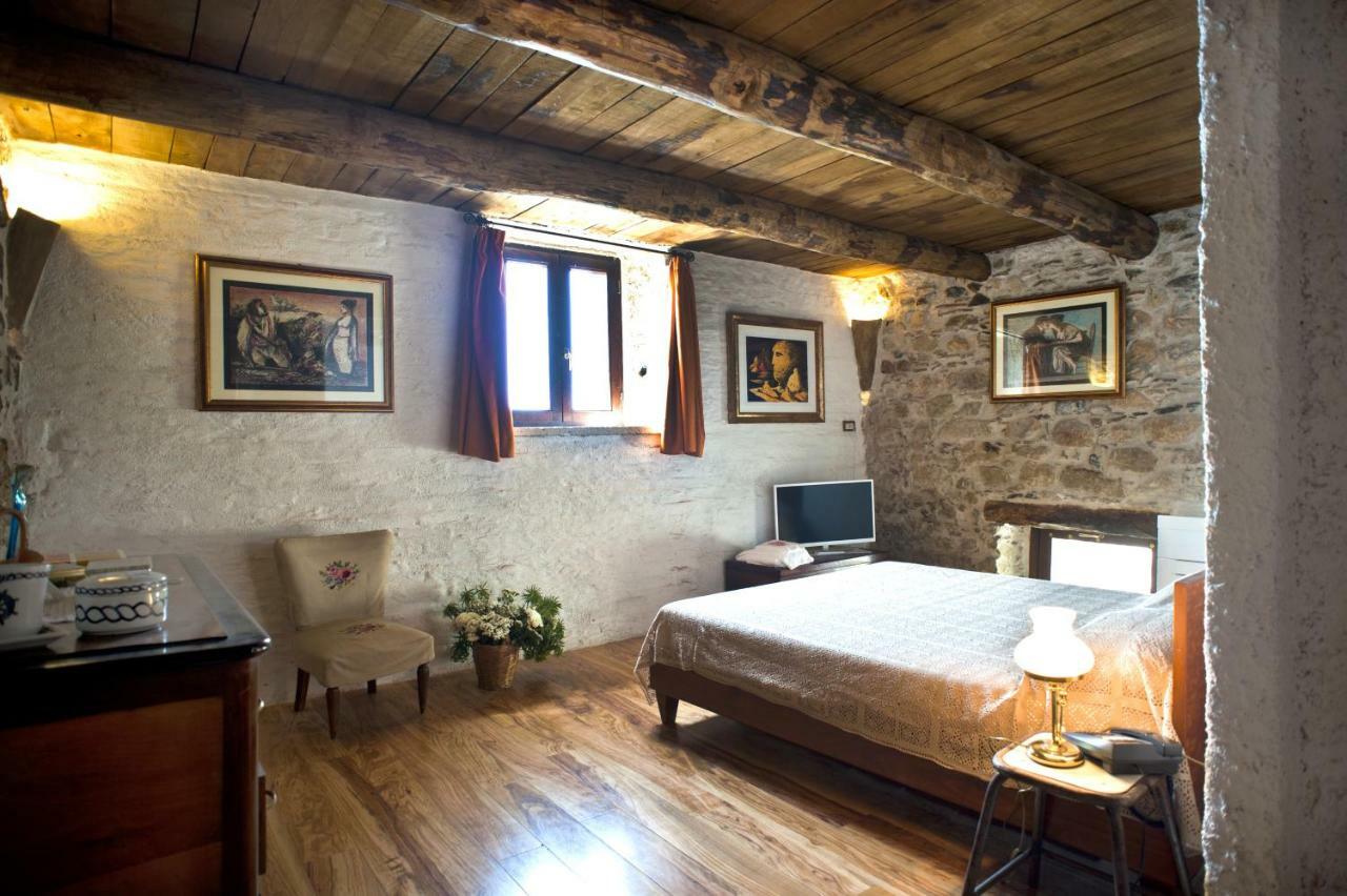 Residenza D'Epoca Borgodifiume Hotel ฟูเมเฟรดโดบรูซิโอ ภายนอก รูปภาพ