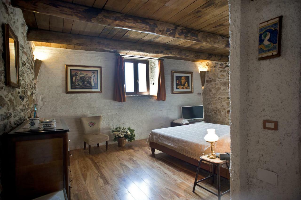 Residenza D'Epoca Borgodifiume Hotel ฟูเมเฟรดโดบรูซิโอ ภายนอก รูปภาพ